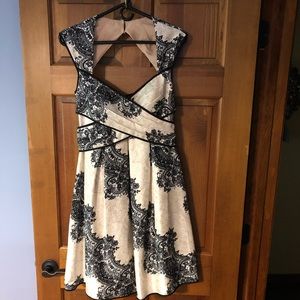 Absolutely adorable Jessica Simpson dress